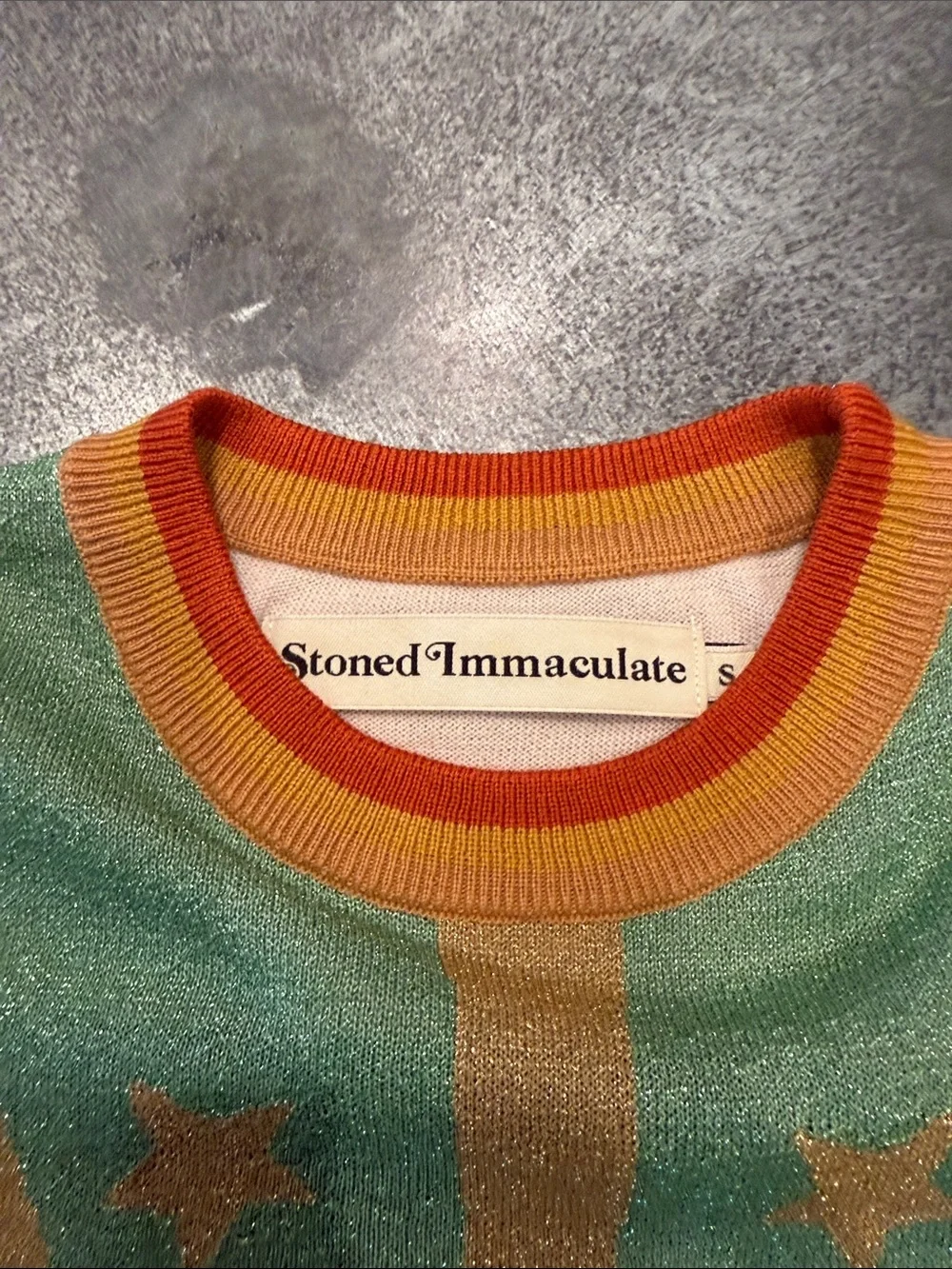Stoned Immaculate Metallic Green Sweater with Red-Orange Trim - Picture 1 of 3